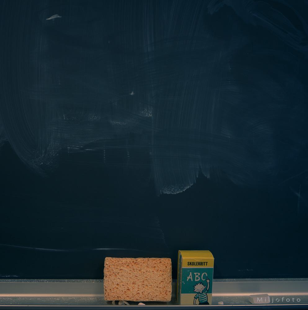 Svamp, tavle og kritt Svamp, tavle og kritt