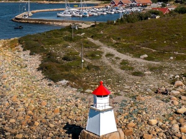 Pikenes fyr på Brattestø