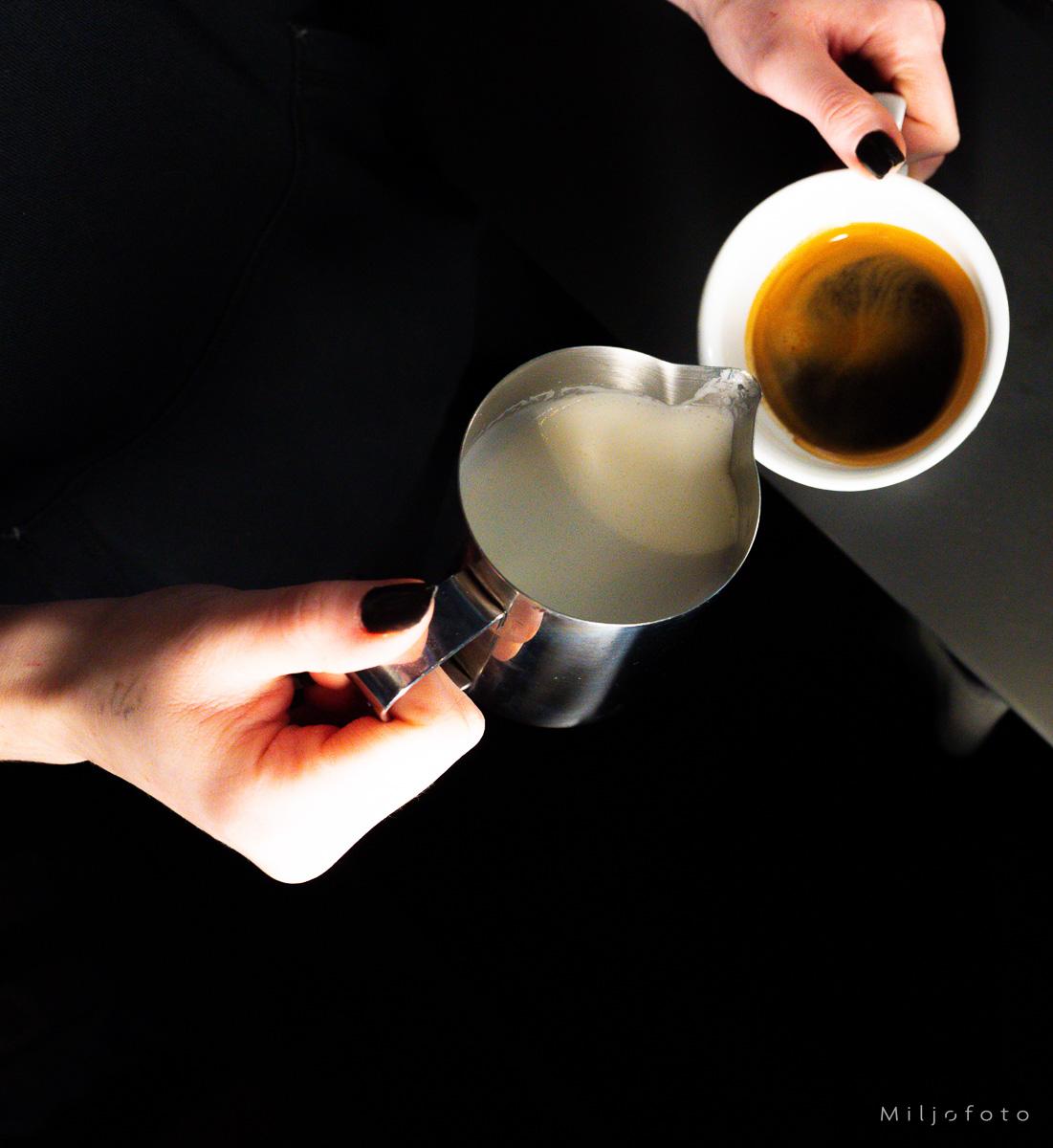 Kaffe med melk? - Kaffe Kaffe med melk? - Kaffe