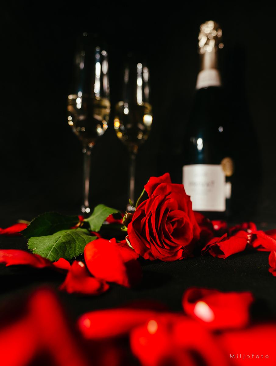 Champagne og roser - Valentine Champagne og roser - Valentine