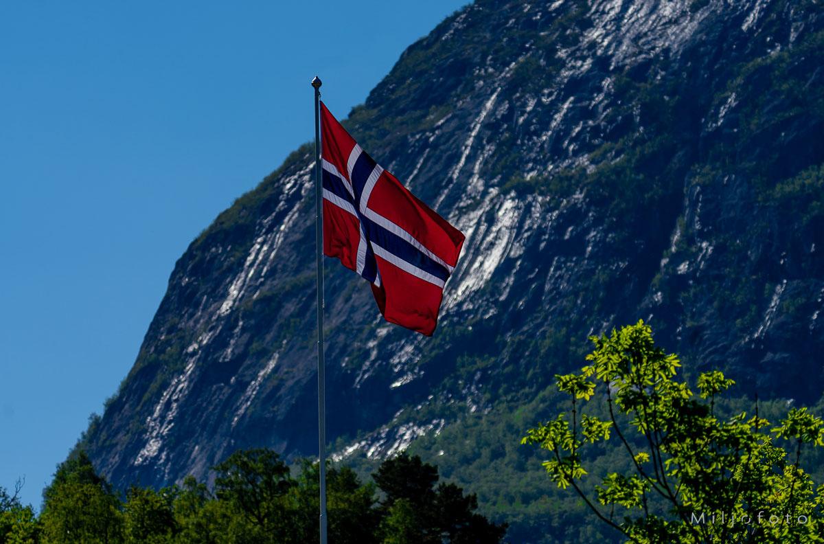 Hardanger (25) Hardanger (25)