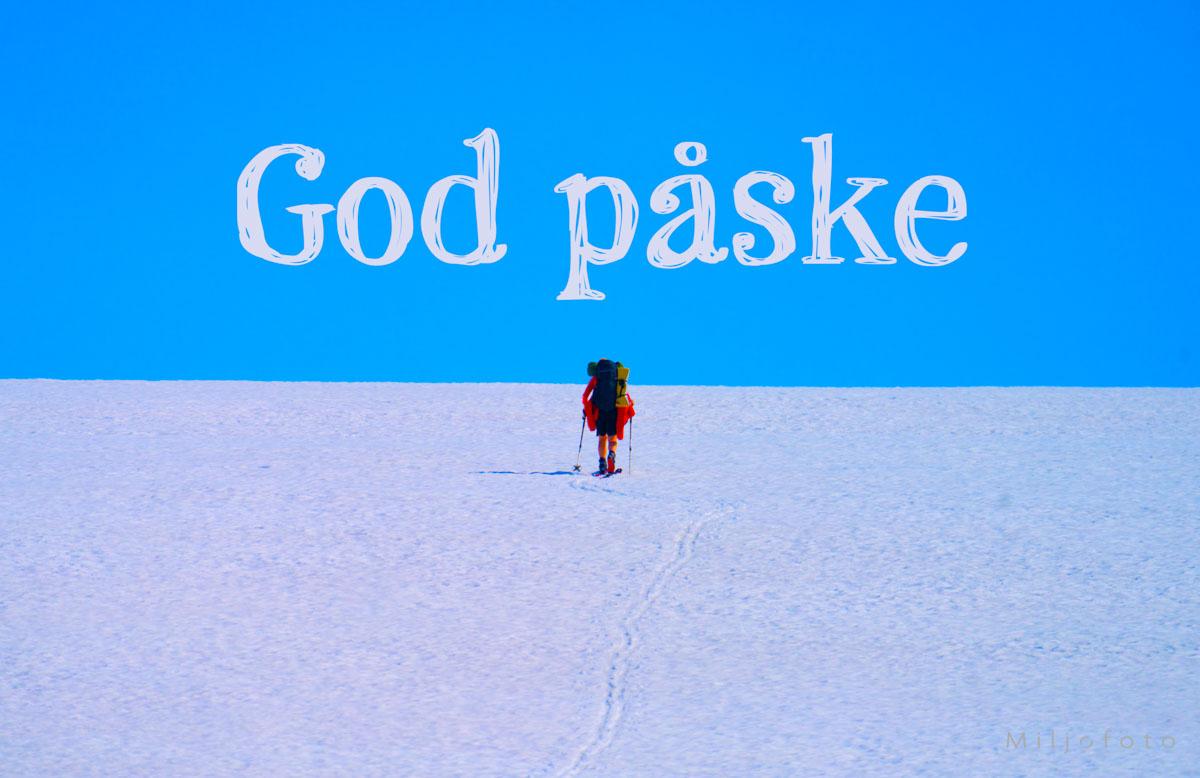 Påske-2 En person går på ski ut på vidda