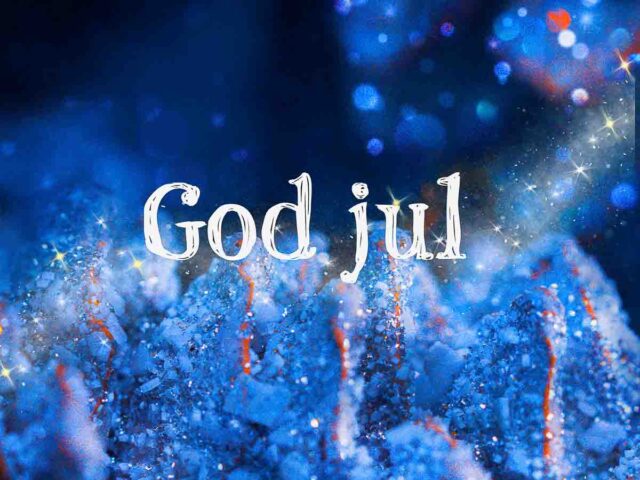 God Jul i blå, rimdekket kongle med fargene blå og orange.