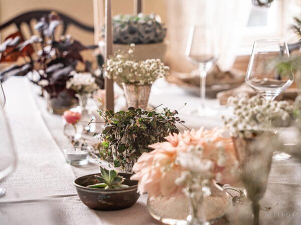 Oppdekket bord - Interiør