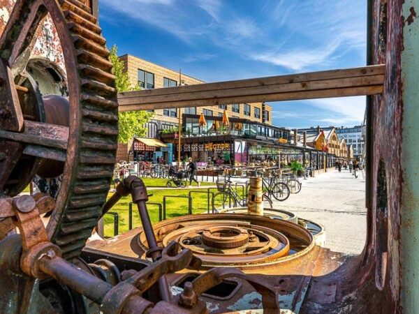 Gamle motordeler i Trondhjem