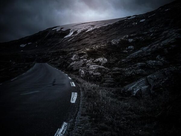 Mørk vei