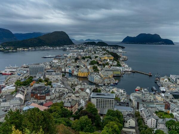 Overskyet i Ålesund