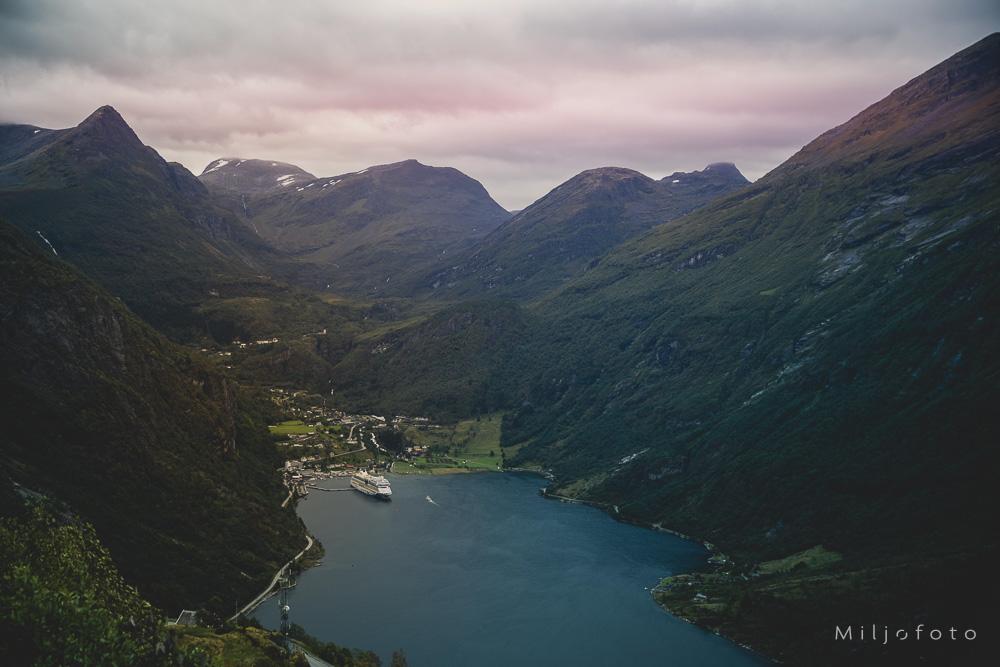 Skip i Geiranger